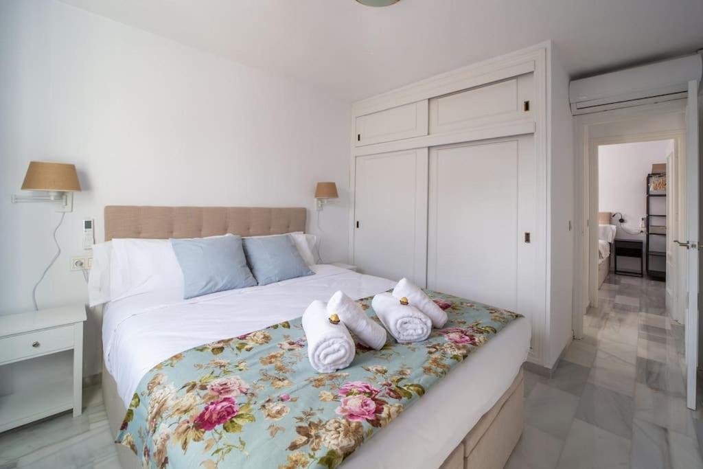 Central And Beautiful Apartment - Free Parking Malaga Exterior photo